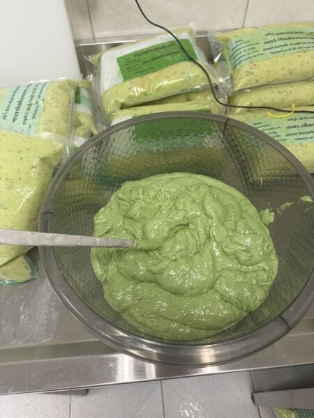 10 kg Donuk Avokado Püresi